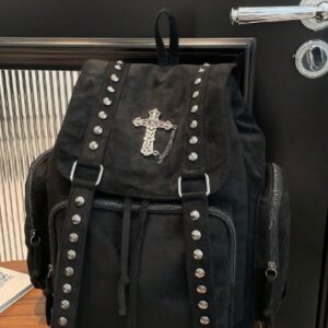 Mochila Gótica Negra Con Tachas Y Detalle Cruz Mujer