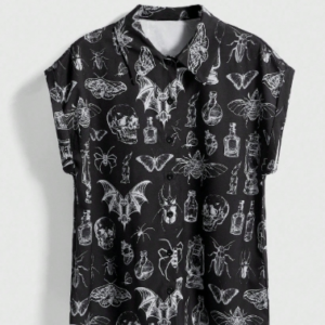 Camisa Gótica Negra Estampada – Insectos, Murciélagos y Calaveras