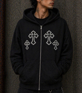 Campera Negra con Cruces Bordadas – Estilo Gótico Minimal