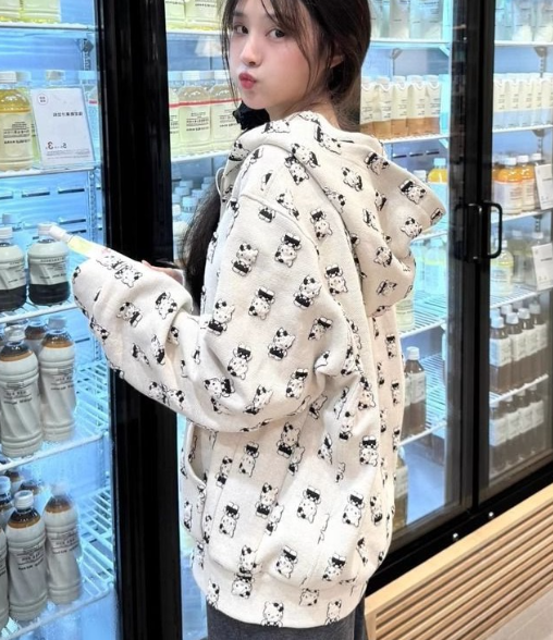 Campera Oversize Hello Kitty Kawaii Soft – Not Today Originals - Image 2
