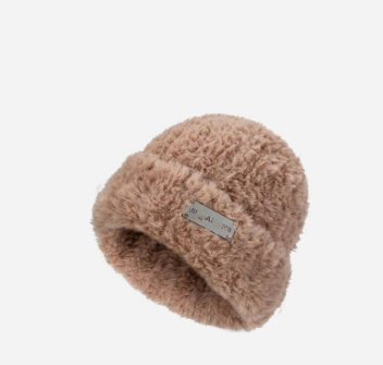 Gorro Peluche Dark Blanco – Not Today Originals - Image 3