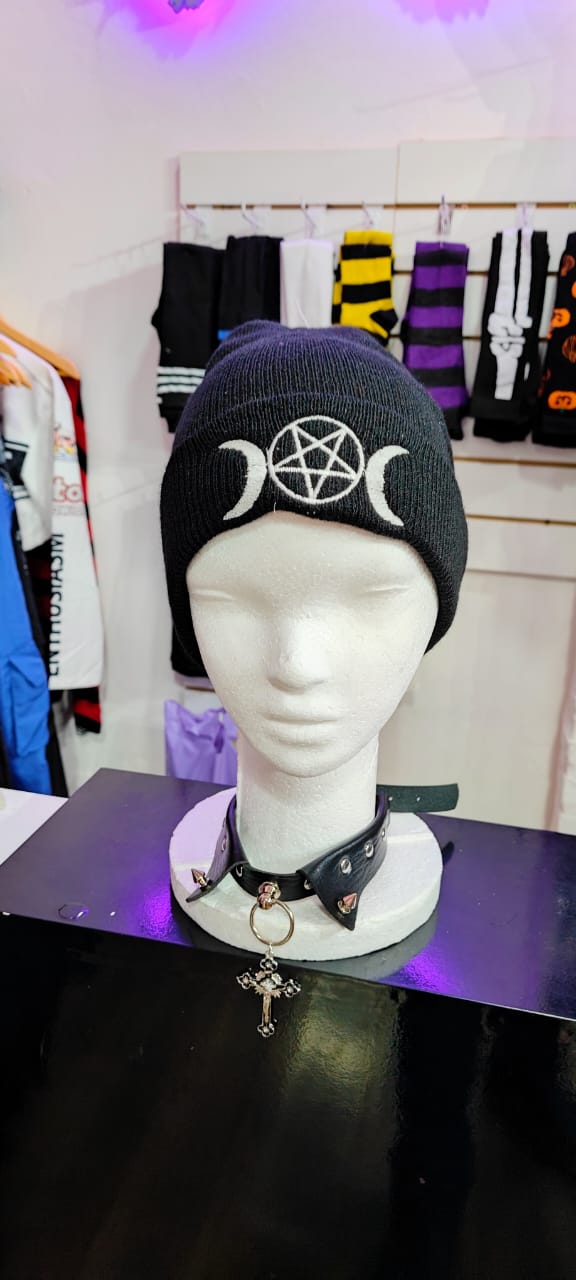 Gorro Beanie Pentagrama y Lunas – Not Today Originals - Image 2