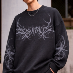 Sweater Oversize Gris Oscuro con Estampa Dark – Estilo Streetwear Minimal